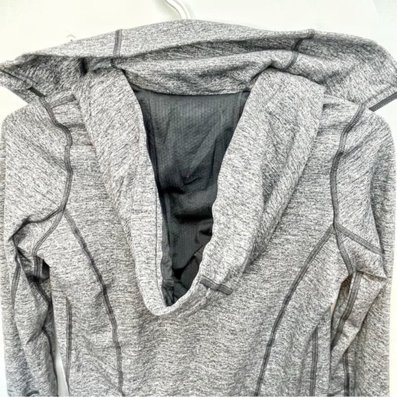 Lululemon Stride Jacket Size 2 Gray Purple Hood Zipper - Picture 8 of 9